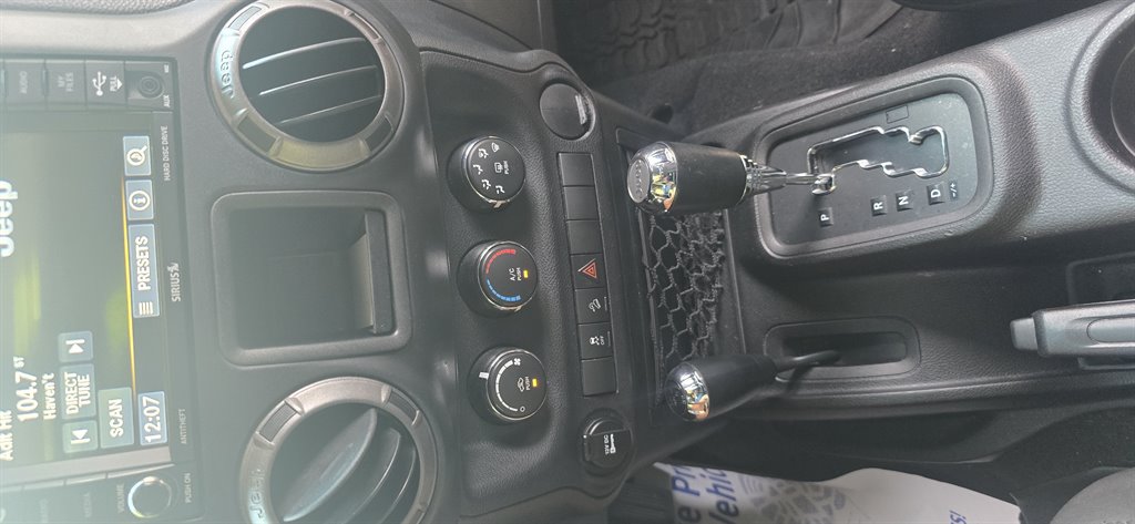 2015 Jeep Wrangler Unlimited Sport photo