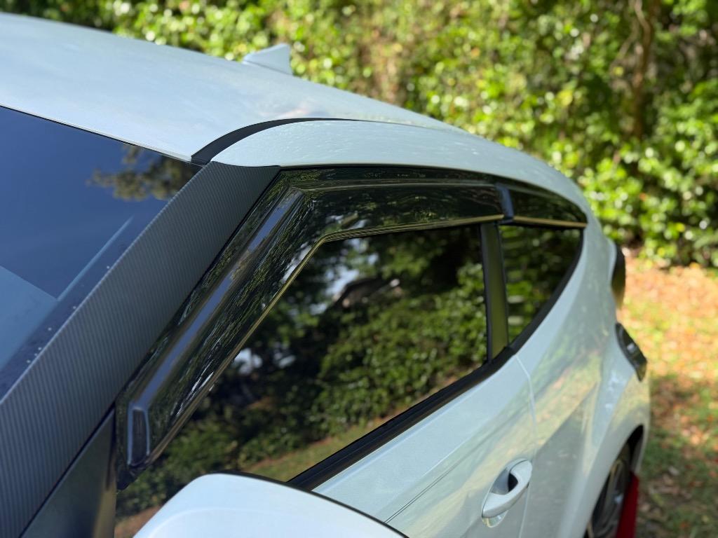 2016 Hyundai Veloster - $11,900