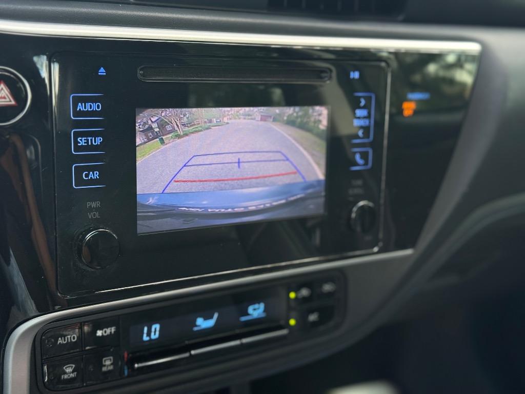 2019 Toyota Corolla - $9,900