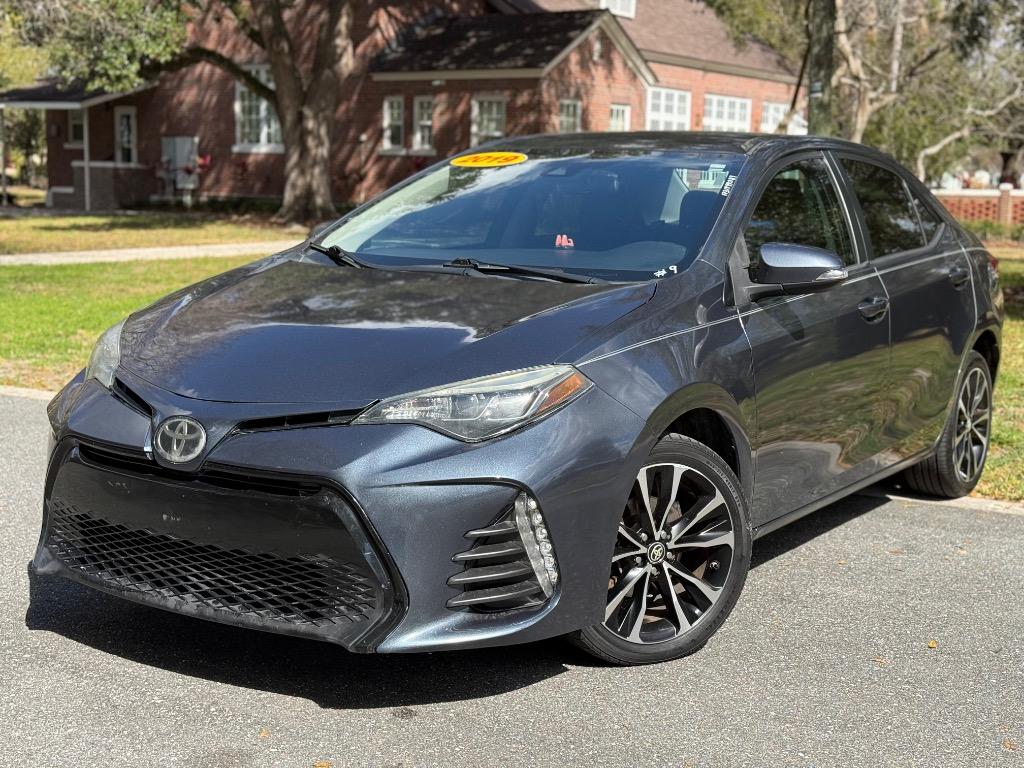 2019 Toyota Corolla - $9,900