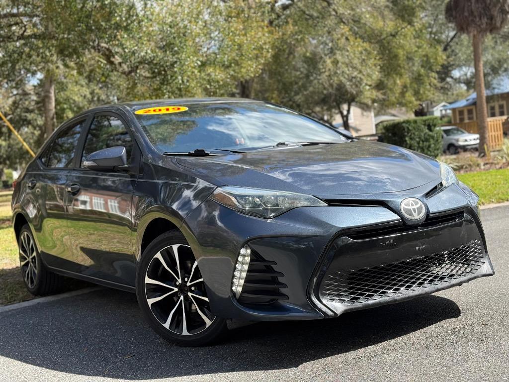 2019 Toyota Corolla - $9,900