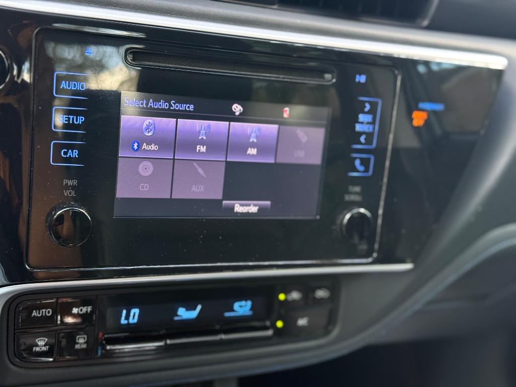 2019 Toyota Corolla - $9,900