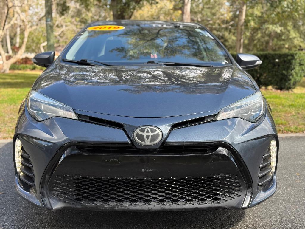 2019 Toyota Corolla - $9,900