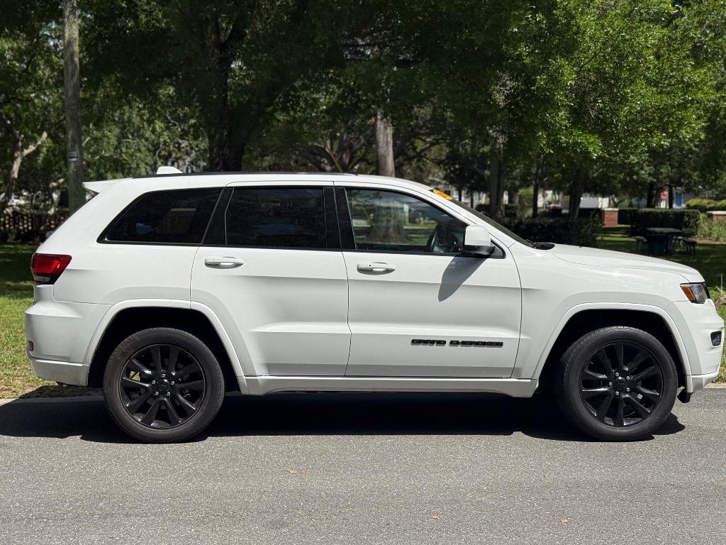 2019 Jeep Cherokee - $17,900