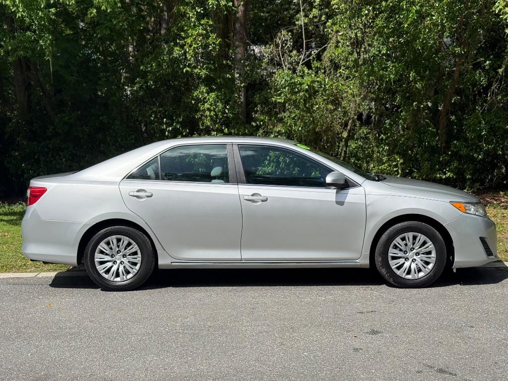 2012 Toyota Camry - $9,900