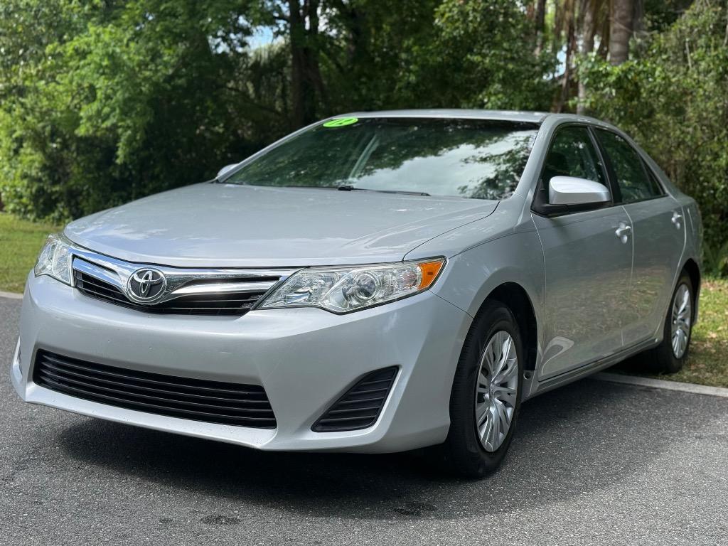 2012 Toyota Camry - $9,900