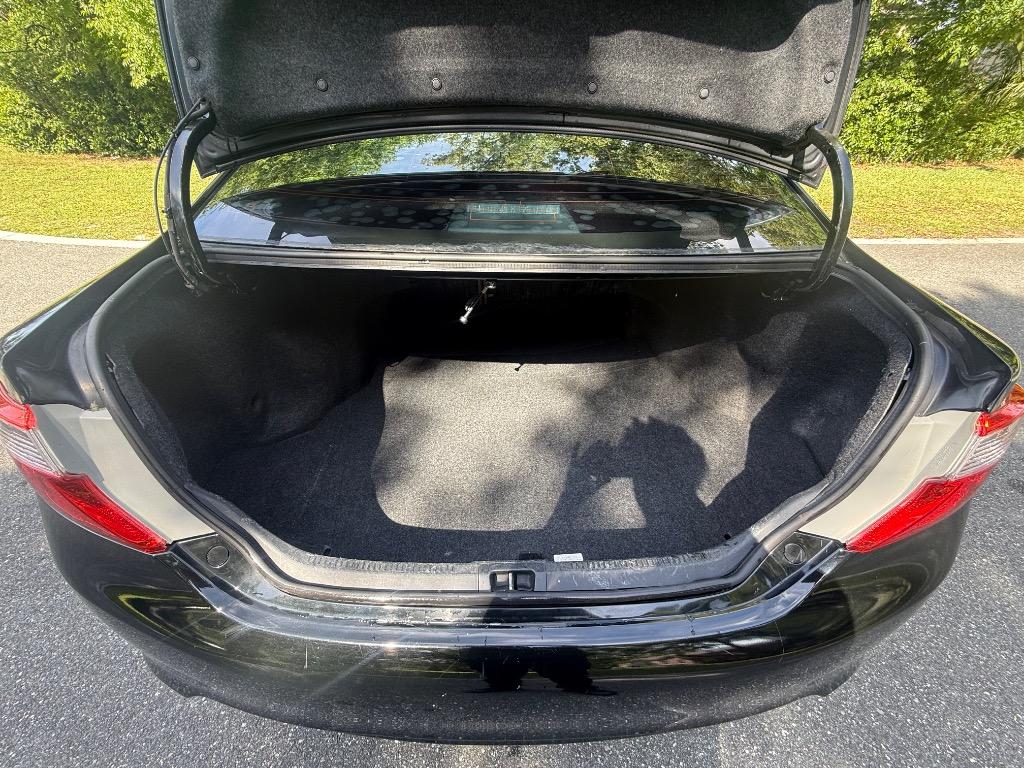 2014 Toyota Camry - $9,900
