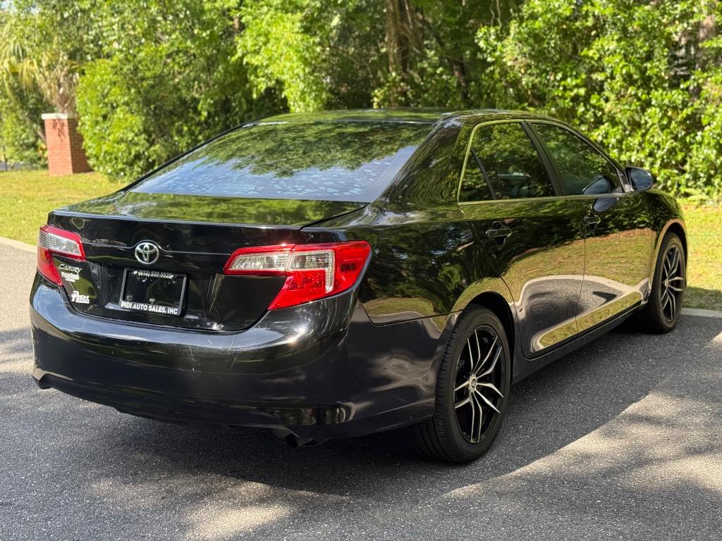 2014 Toyota Camry - $9,900