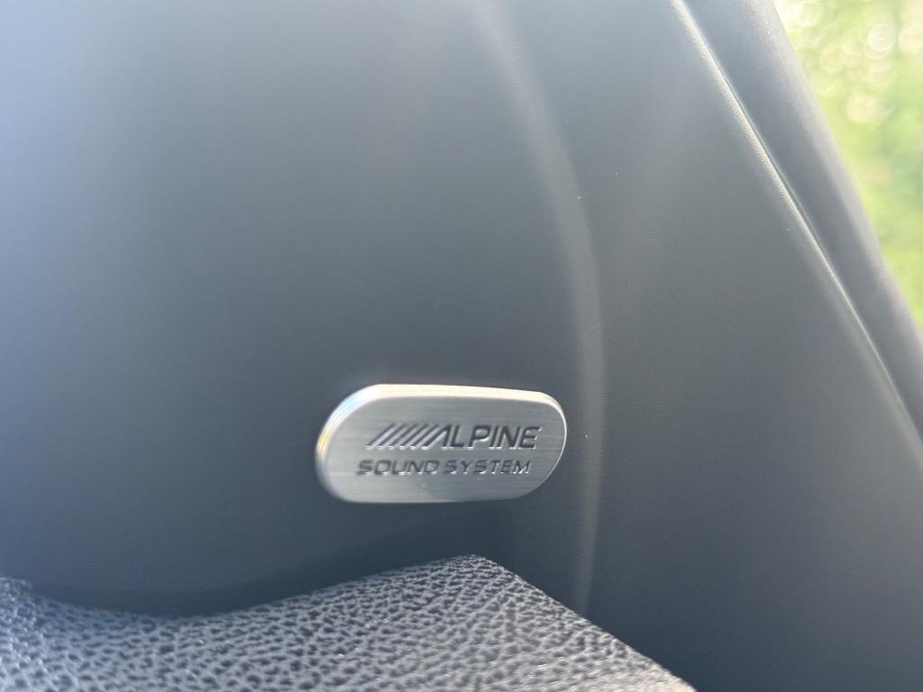 2018 Chrysler 300 - $14,900