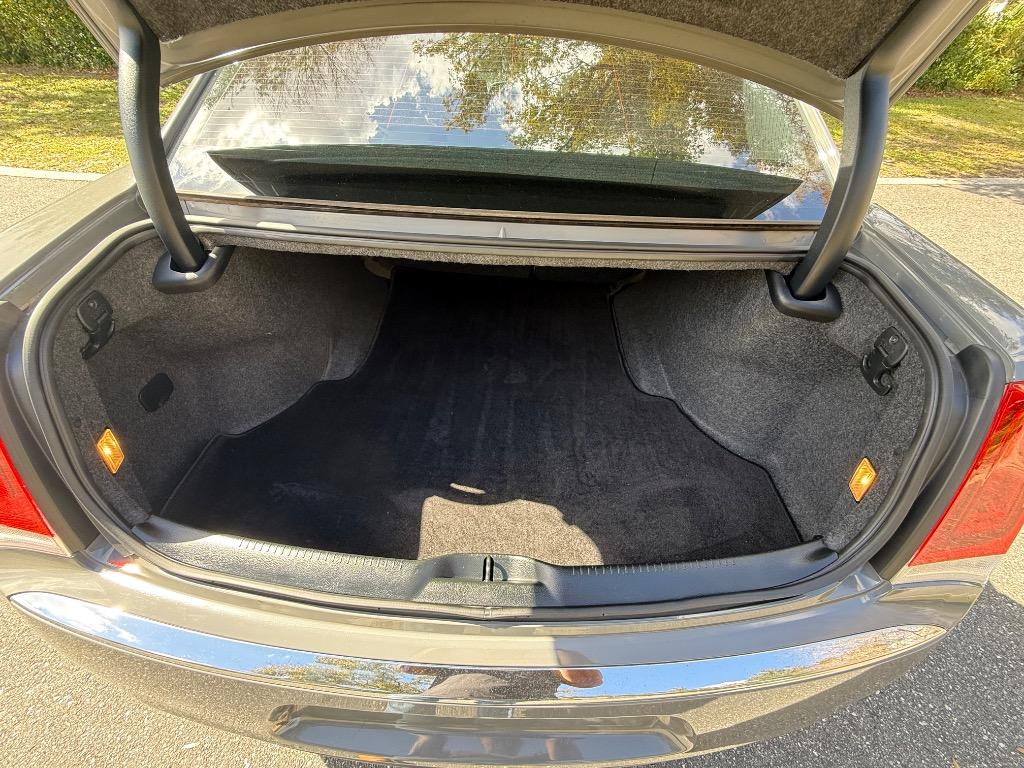 2018 Chrysler 300 - $14,900