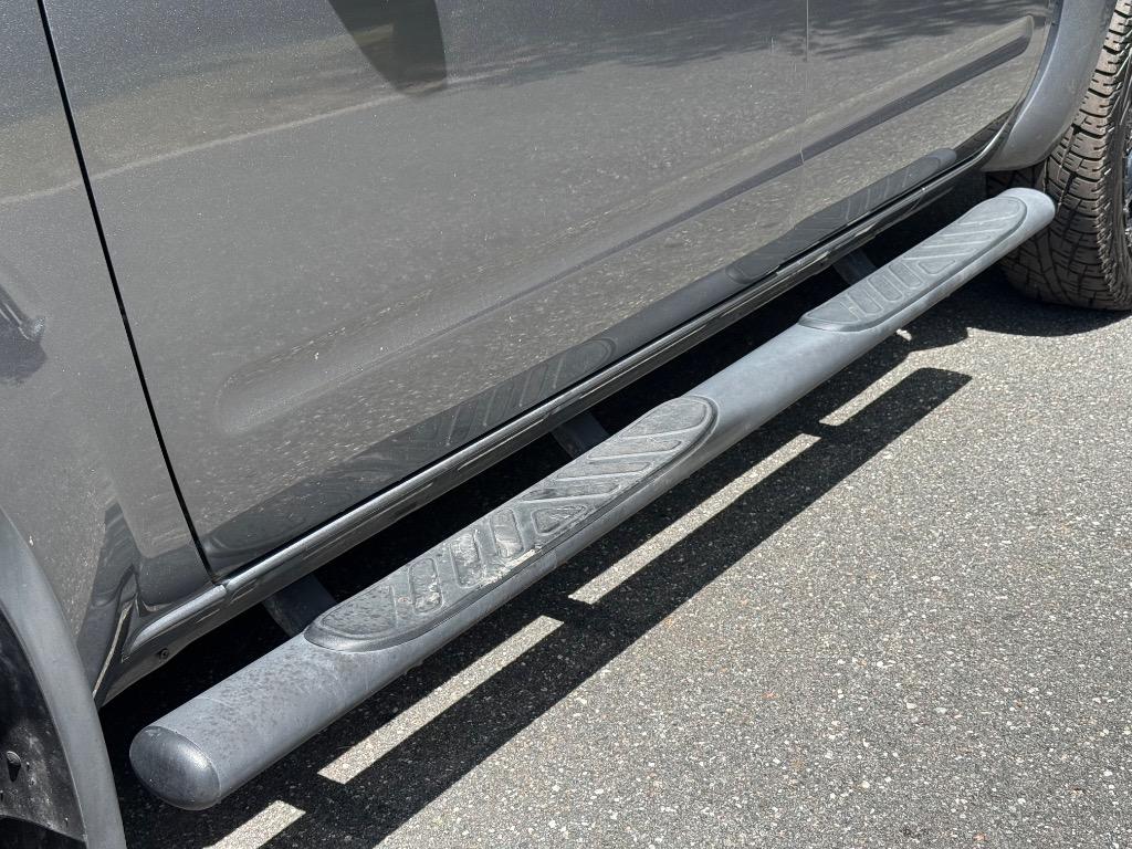 2020 Nissan Frontier - $16,900
