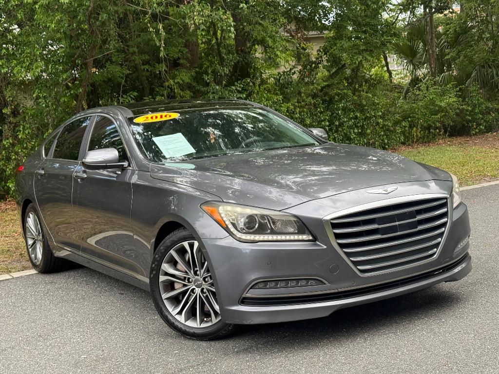 2016 Hyundai Genesis - $11,900