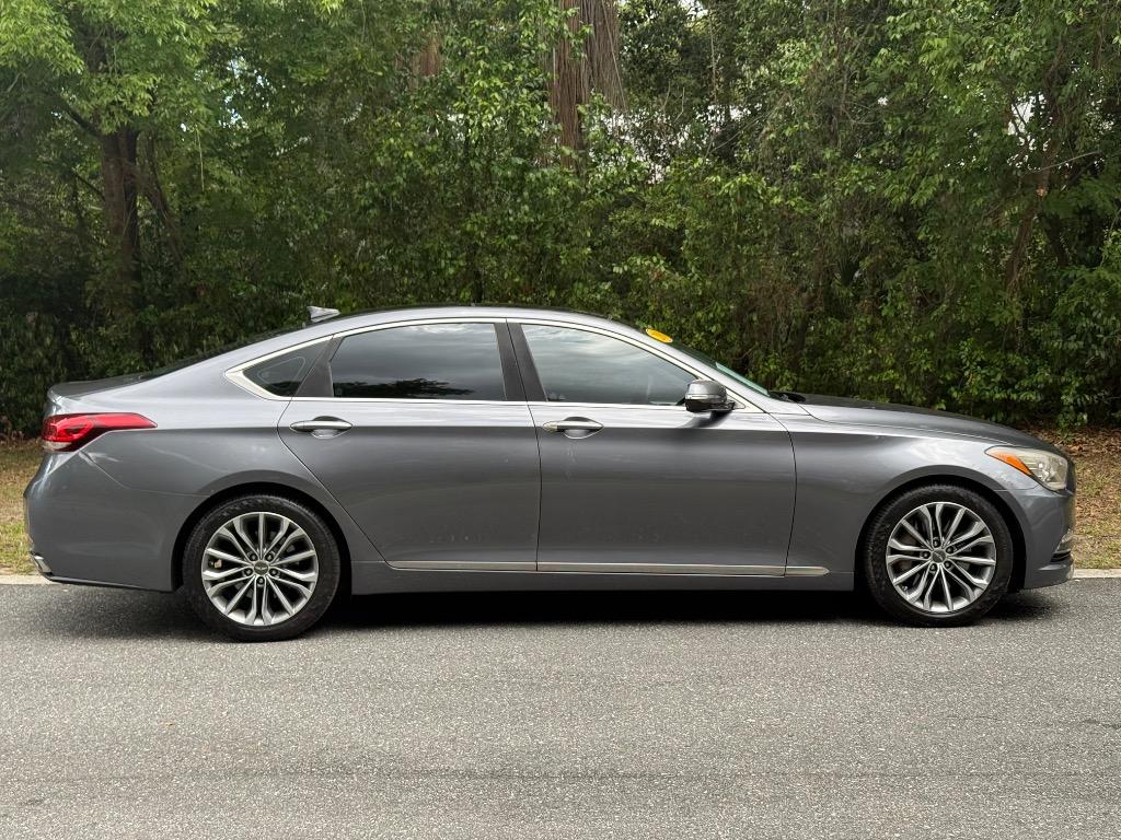 2016 Hyundai Genesis - $11,900