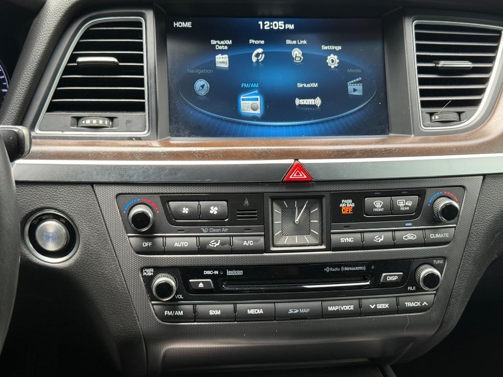 2016 Hyundai Genesis - $11,900