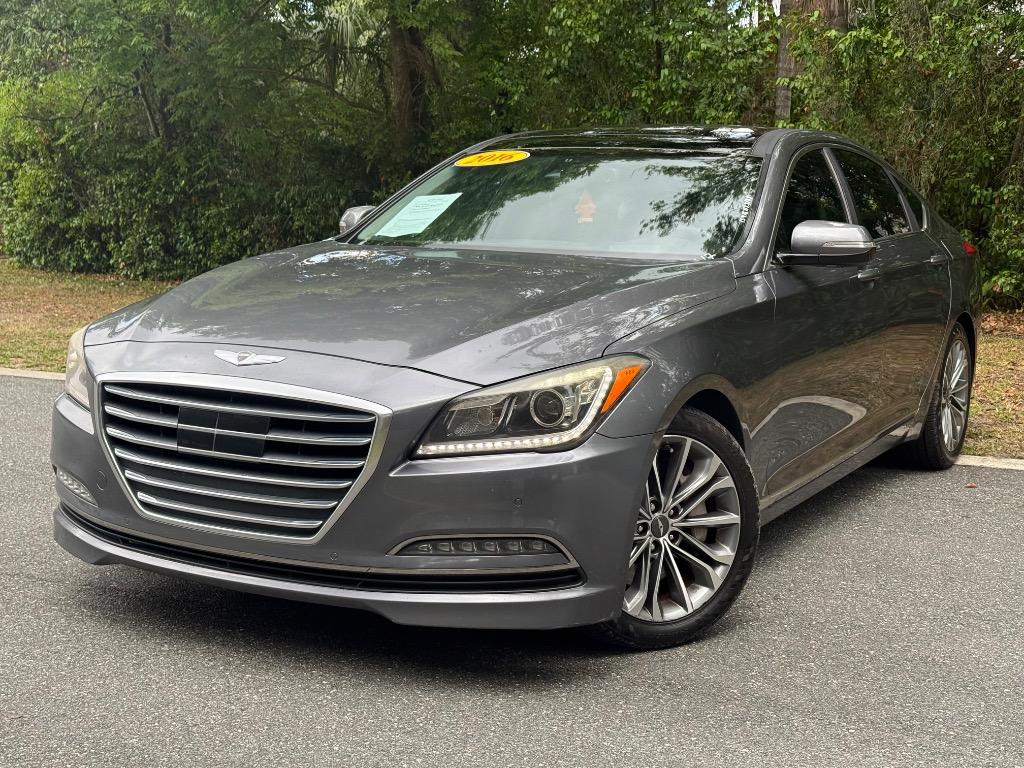 2016 Hyundai Genesis - $11,900