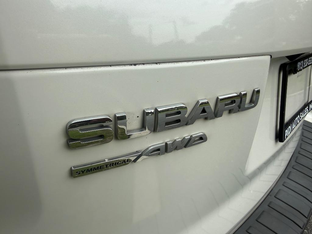 2017 Subaru Forester - $8,900