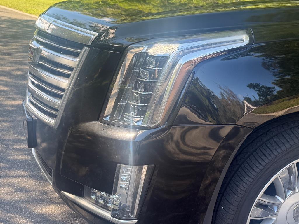 2016 Cadillac Escalade - $17,900