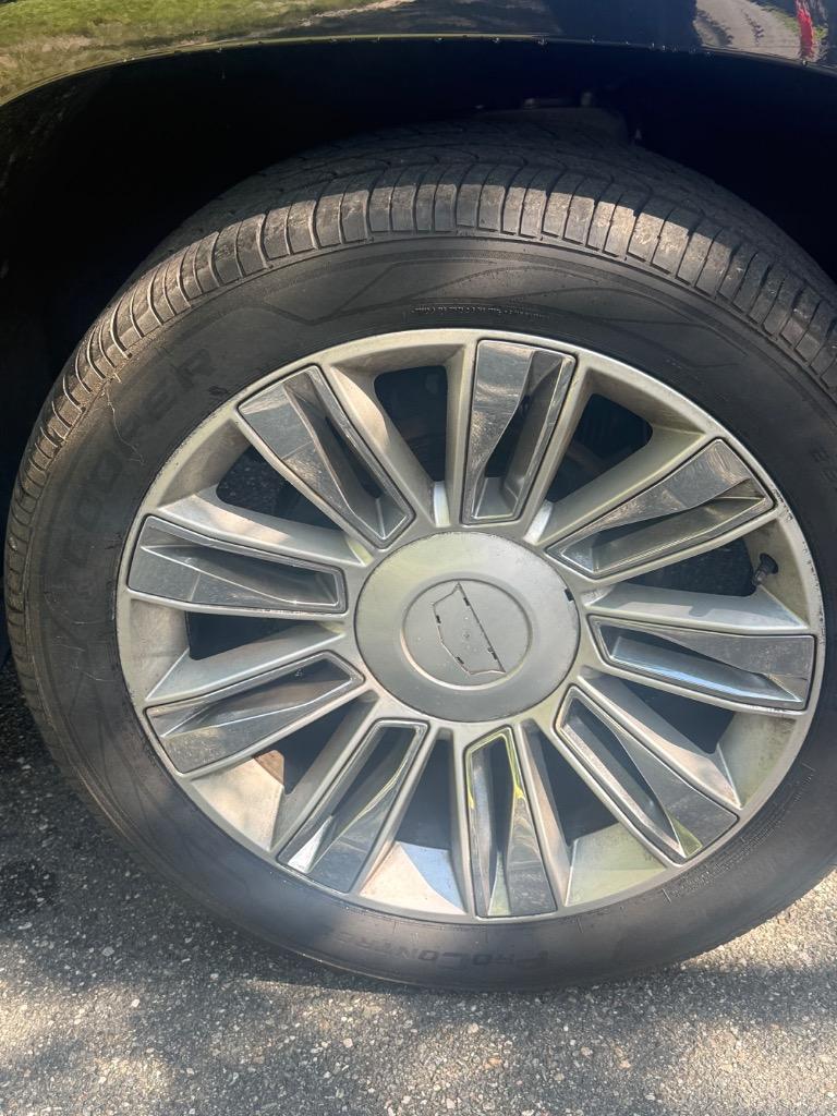 2016 Cadillac Escalade - $17,900