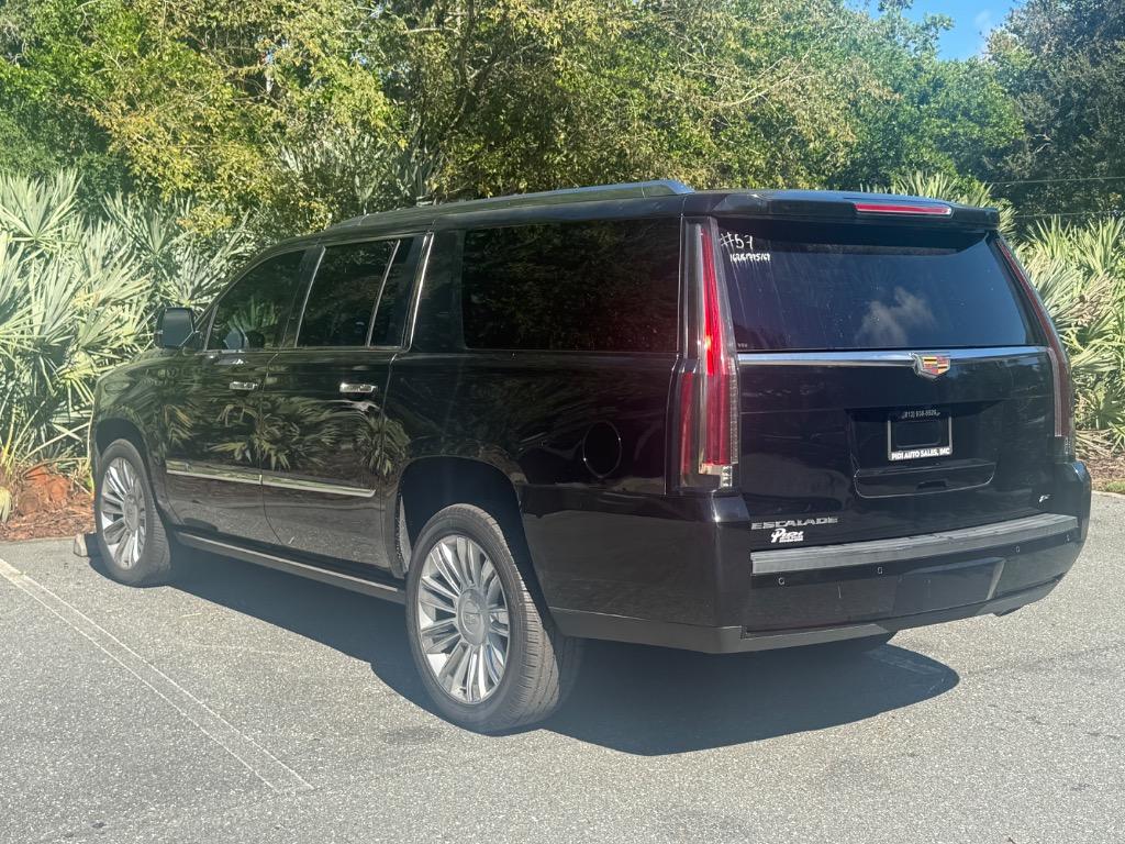 2016 Cadillac Escalade - $17,900