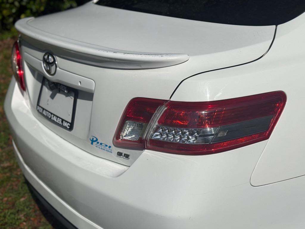 2011 Toyota Camry - $5,900