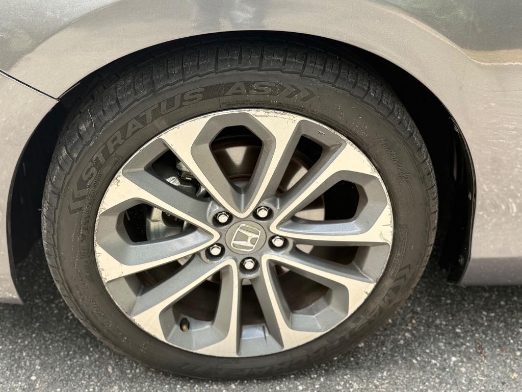 2015 Honda Accord - $8,900