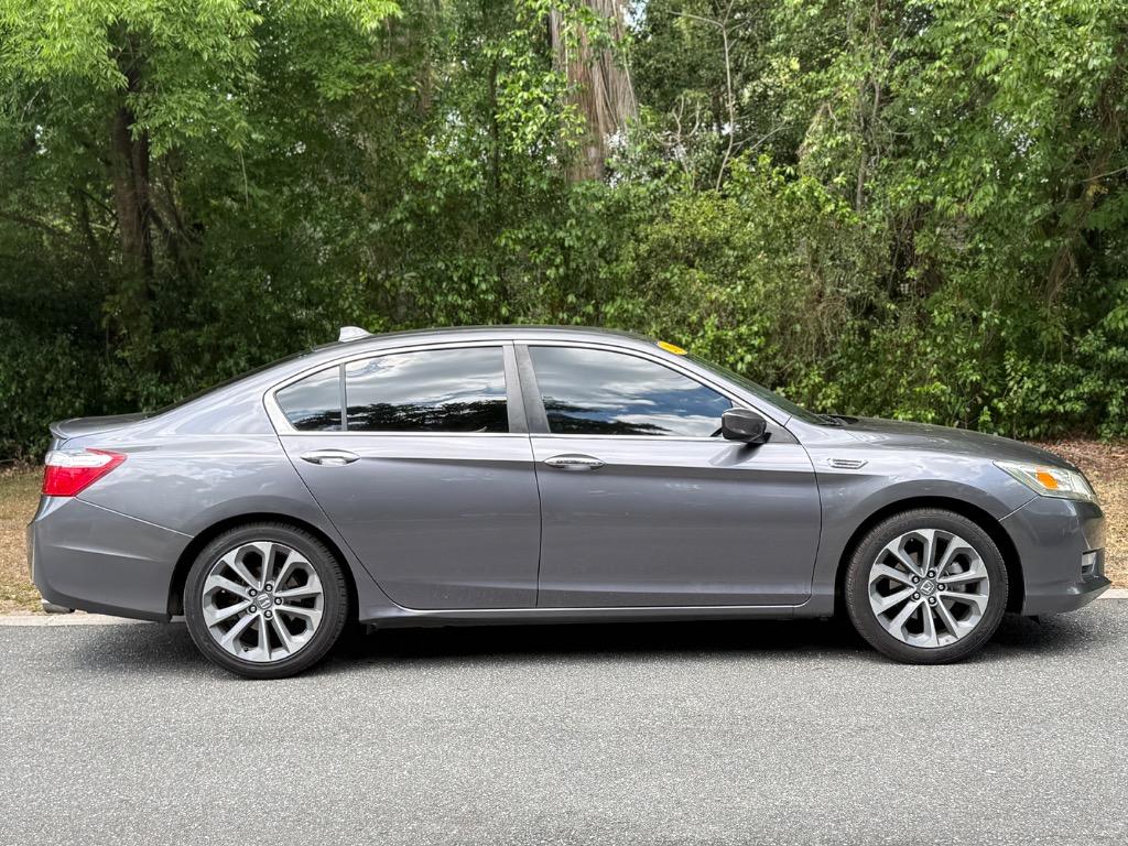 2015 Honda Accord - $8,900