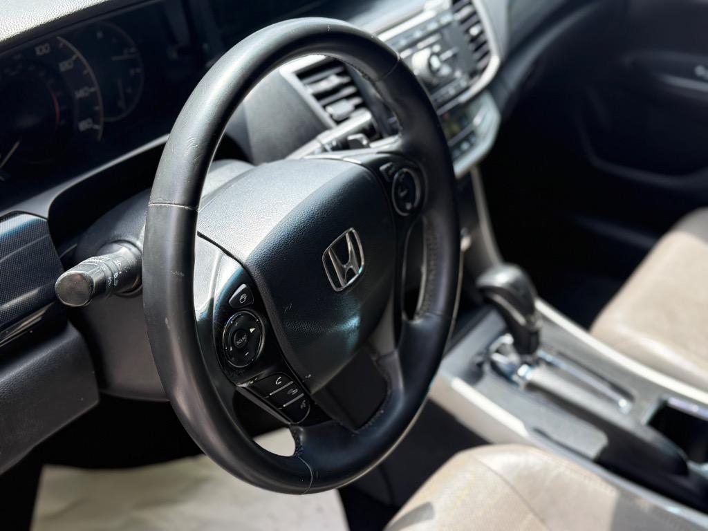 2015 Honda Accord - $8,900