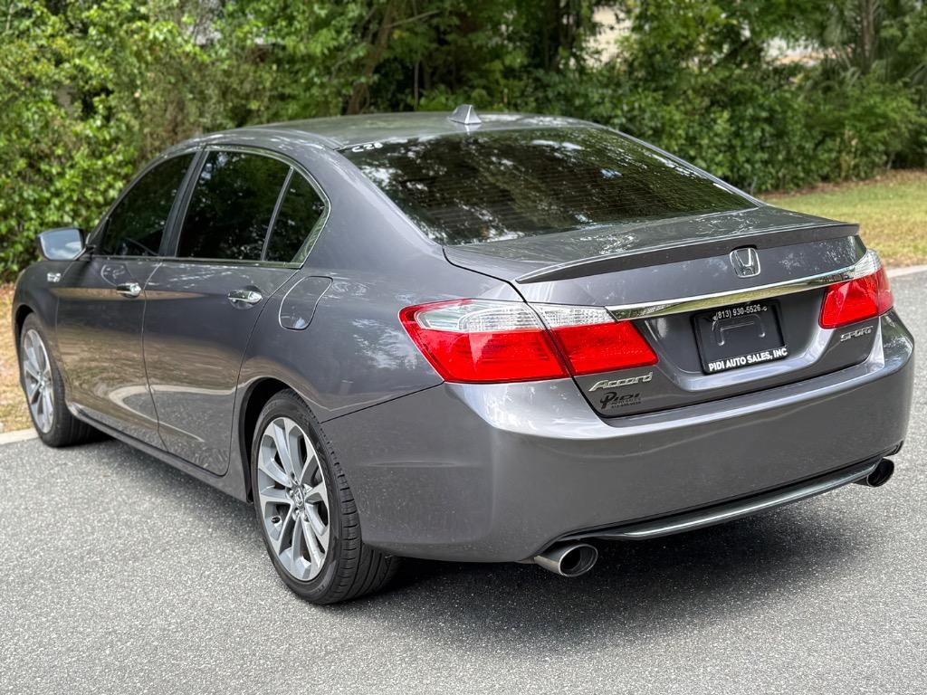 2015 Honda Accord - $8,900