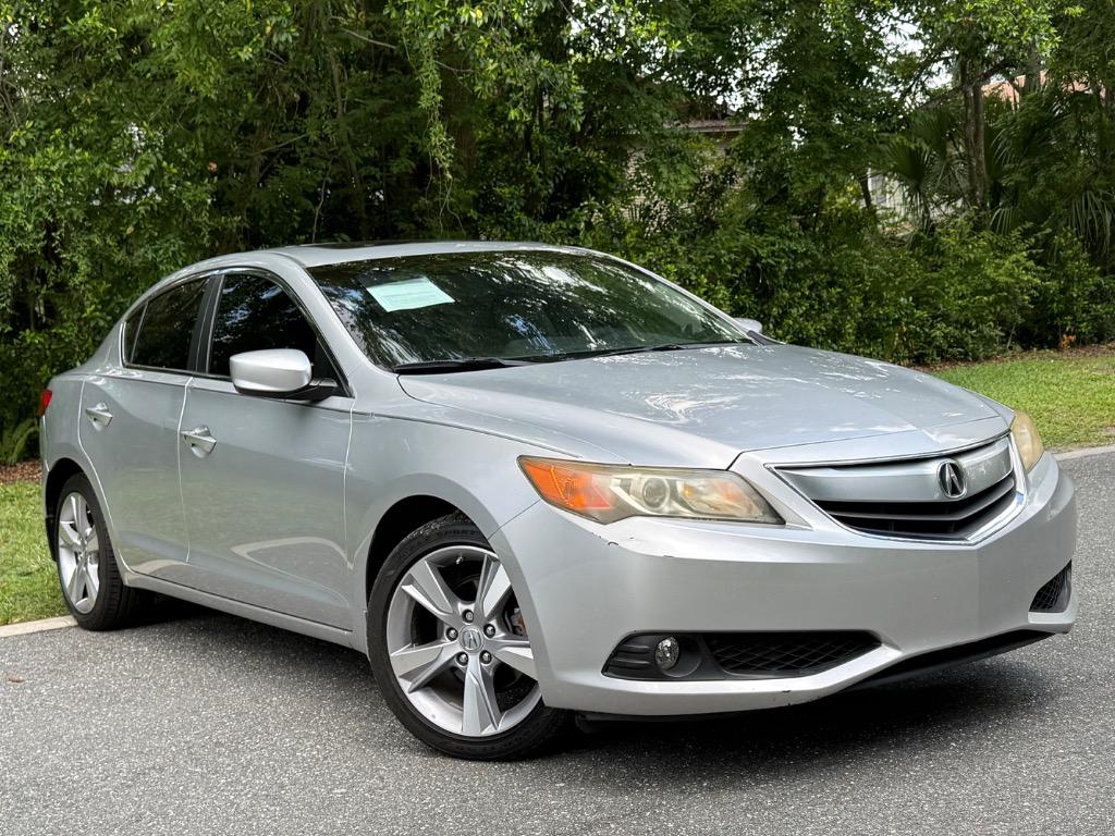 2013 Acura ILX - $10,900