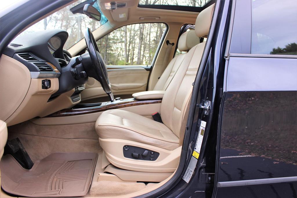 2007 BMW X5 - $8,995