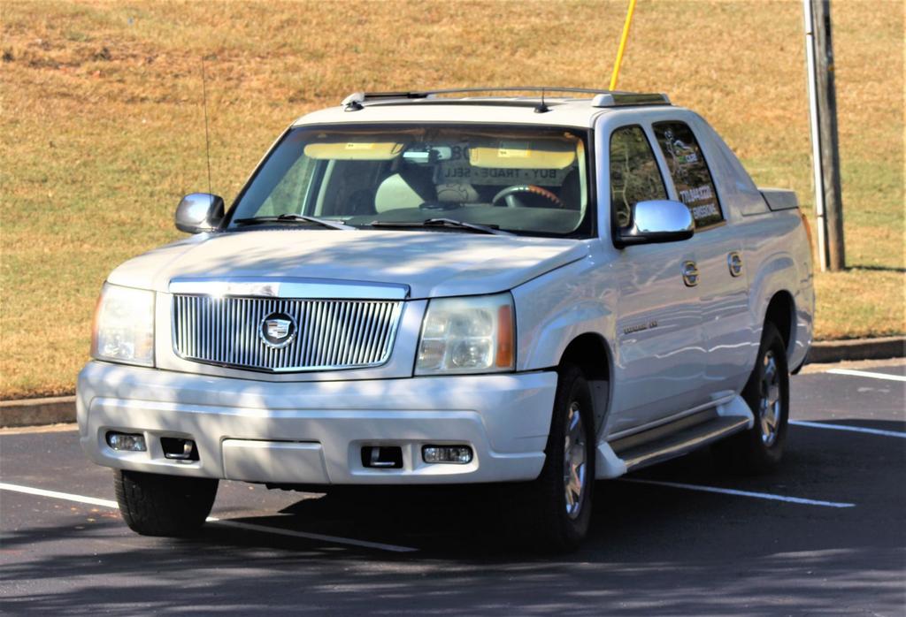 2003 Cadillac Escalade - $10,995
