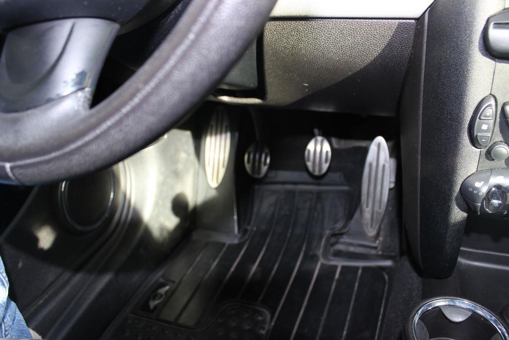 2012 MINI Cooper - $9,596
