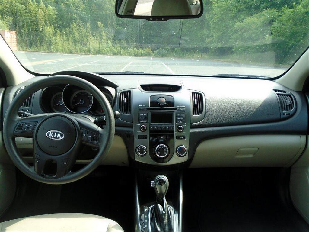 2013 Kia Forte - $7,895