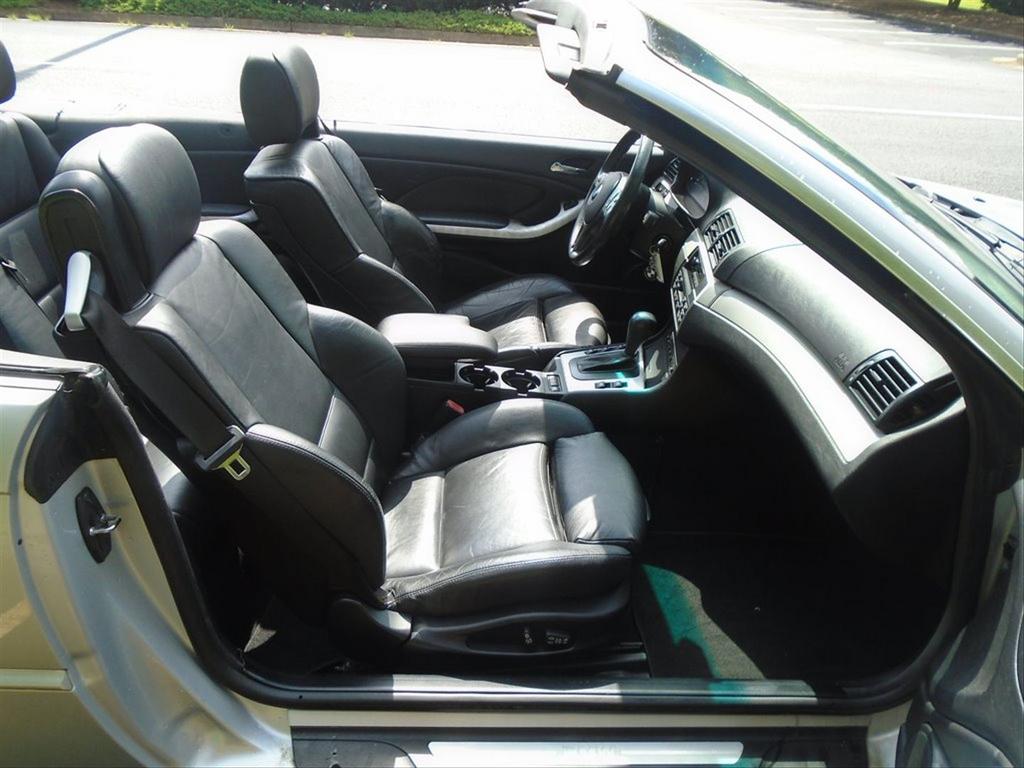 2005 BMW 3-Series 325Ci photo