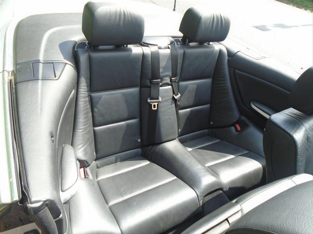 2005 BMW 3-Series 325Ci photo
