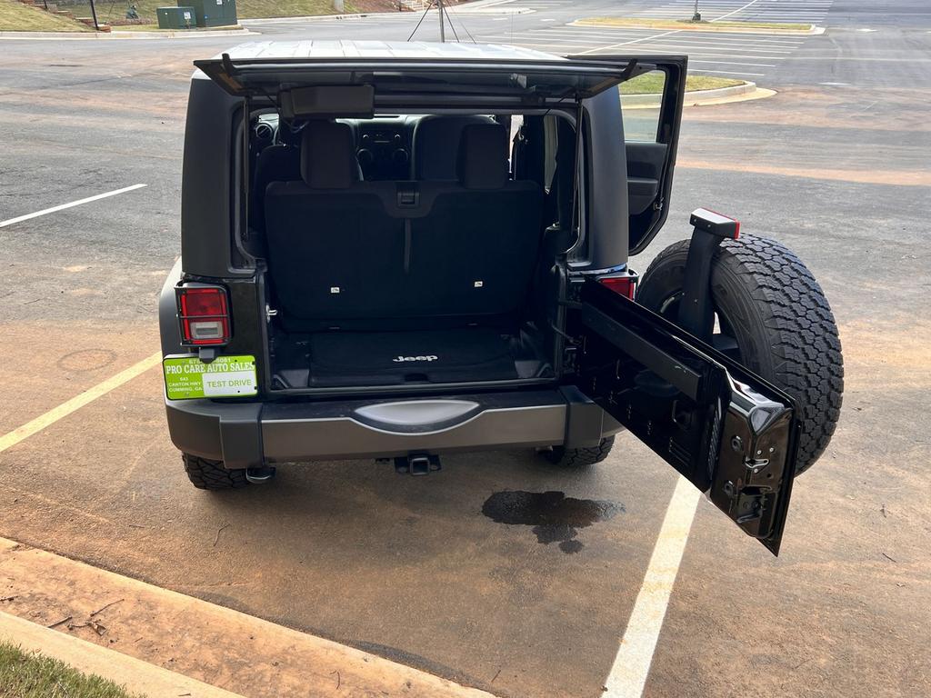2016 Jeep Wrangler - $23,995