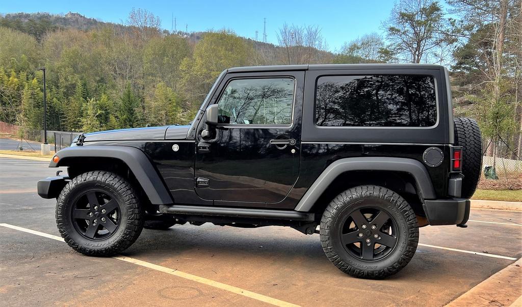 2016 Jeep Wrangler - $23,995
