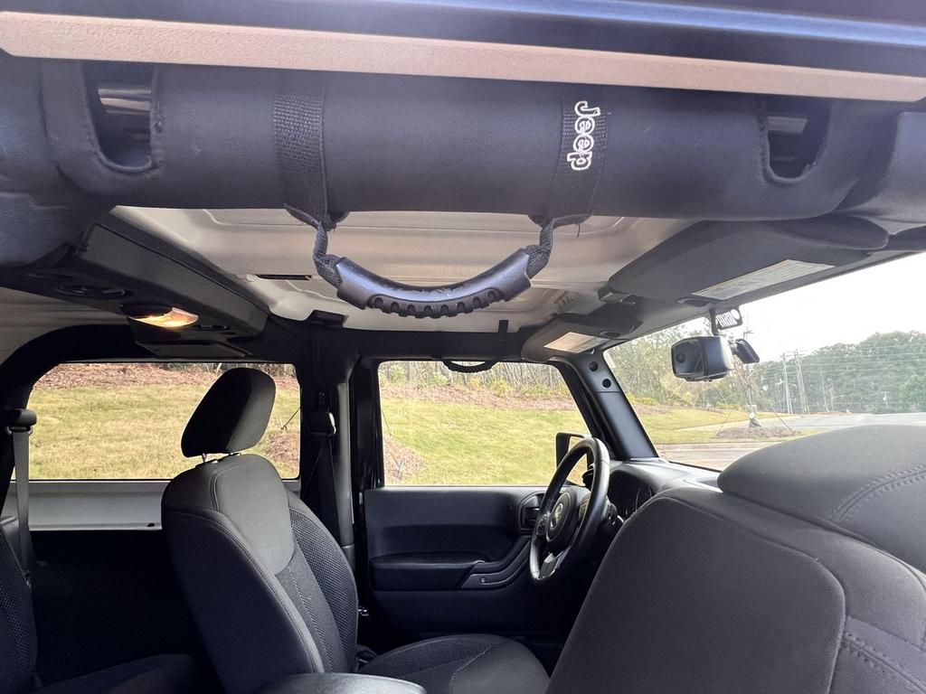 2016 Jeep Wrangler - $23,995