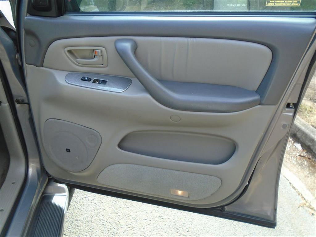 2002 Toyota Sequoia - $7,995
