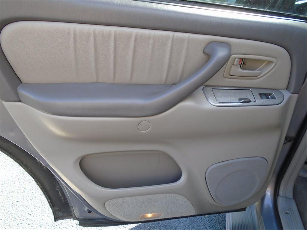 2002 Toyota Sequoia - $7,995