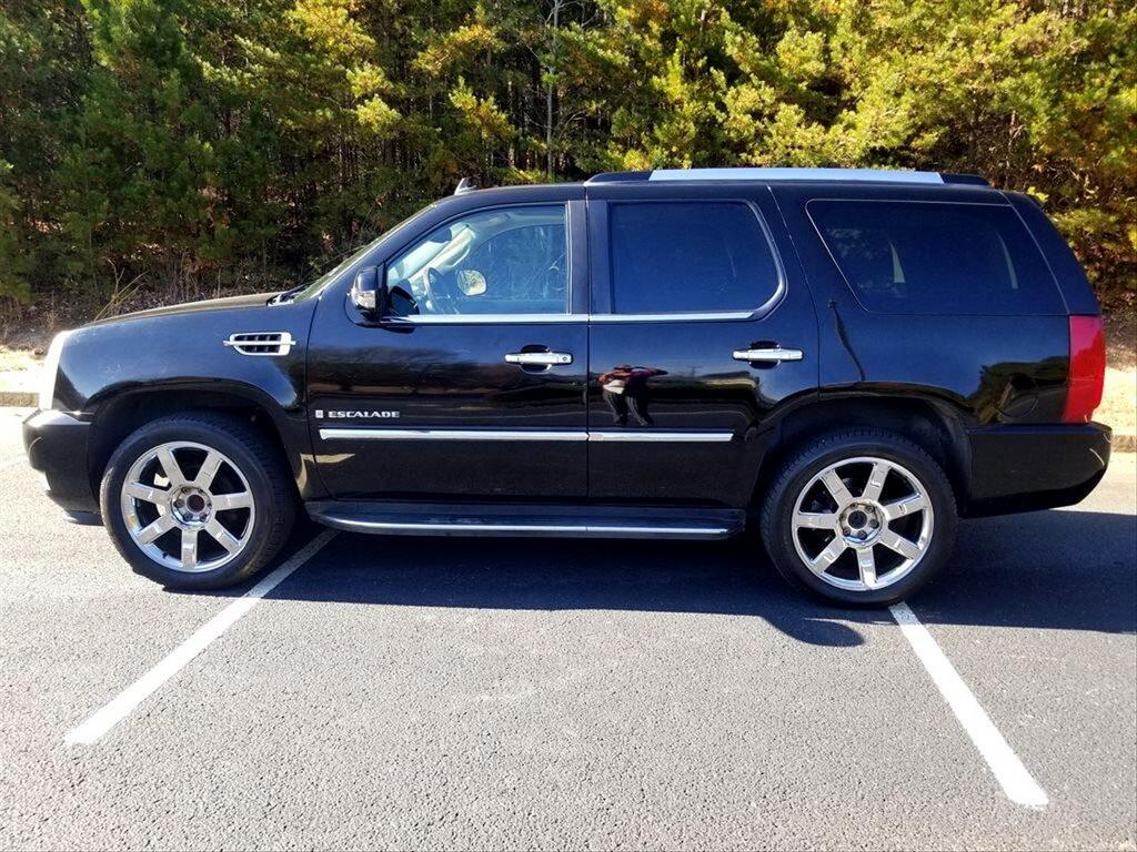 2007 Cadillac Escalade - $12,595