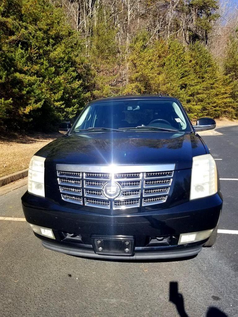 2007 Cadillac Escalade - $12,595