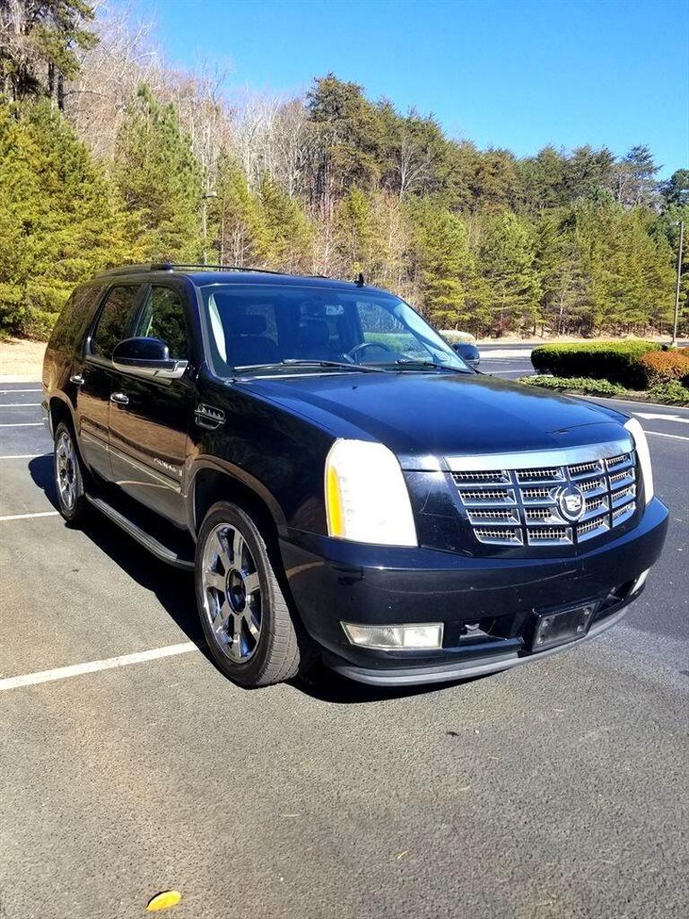 2007 Cadillac Escalade - $12,595