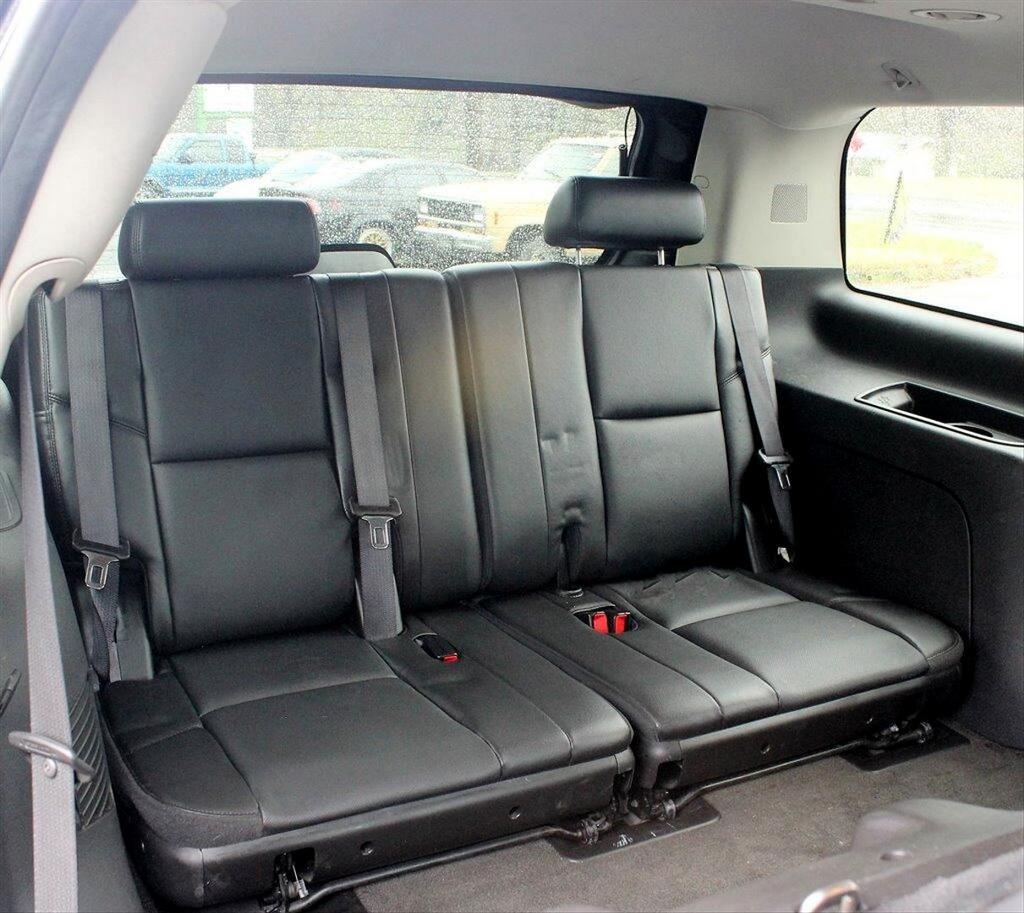 2007 Cadillac Escalade - $12,595
