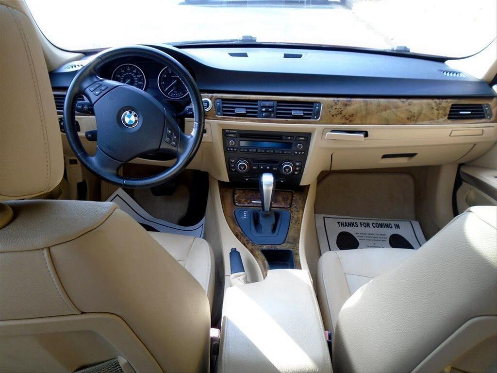 2008 BMW 3-Series 328i photo