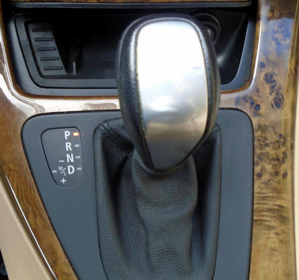 2008 BMW 3-Series 328i photo