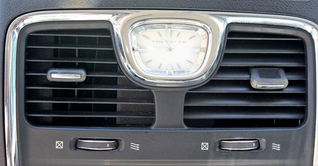 2013 Chrysler Town & Country - $10,995