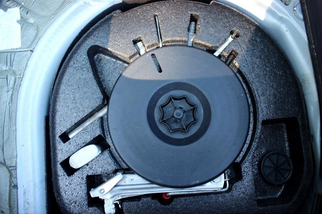 2004 Audi TT - $8,595
