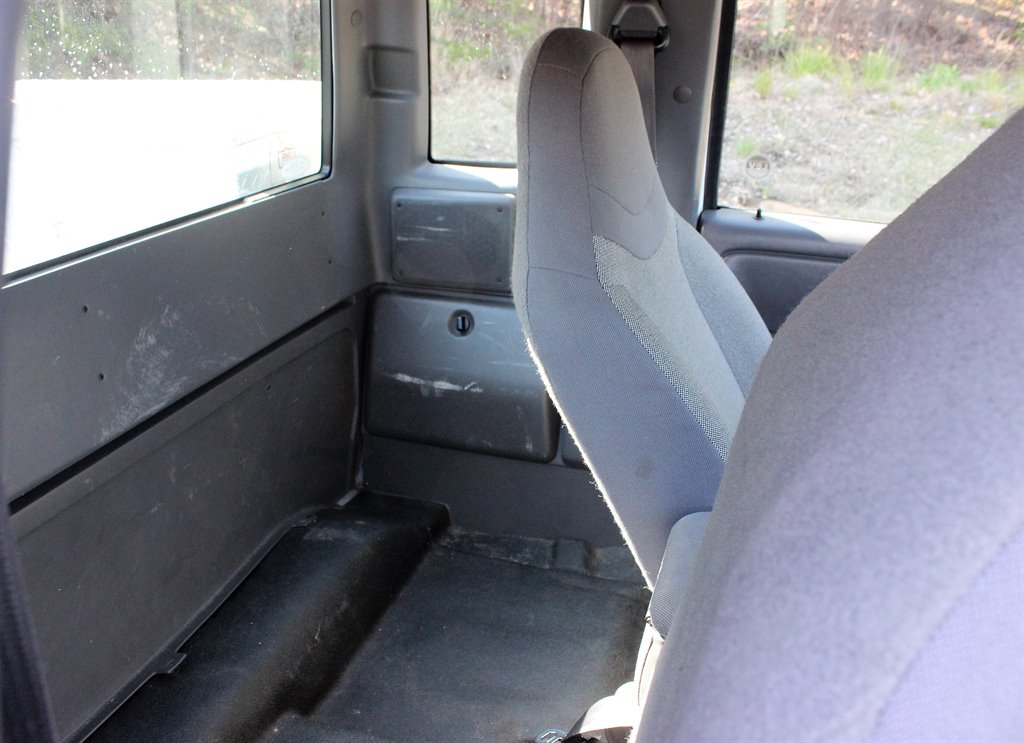 2002 Ford Ranger - $8,595