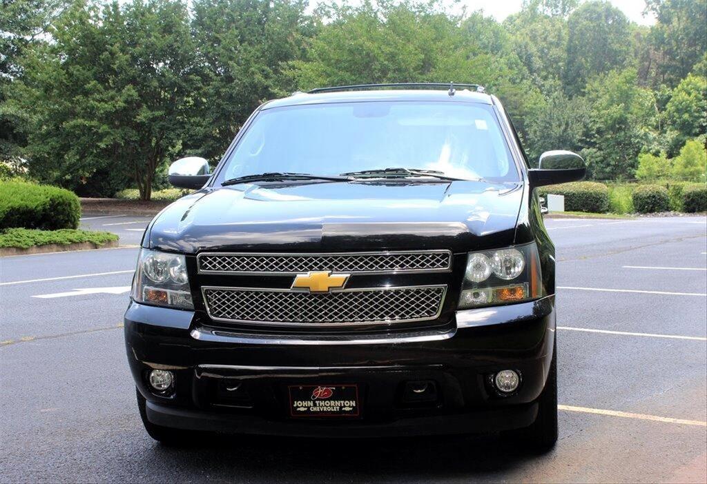 2014 Chevrolet Suburban LT 1500 photo